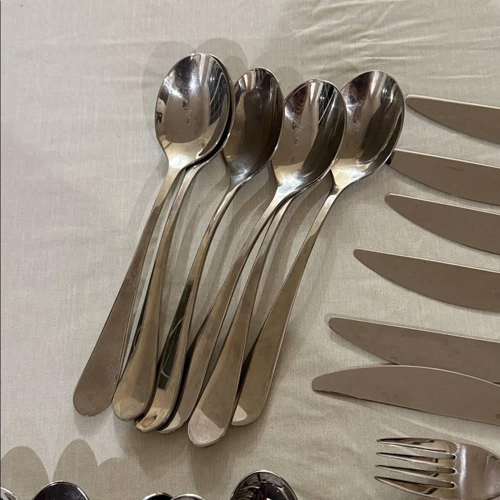 Bed bath and beyond silverware 29 pcs